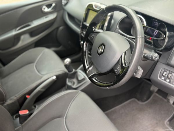 151 Renault Clio 1.2 16V 75 DYNAMIQUE NAV 400083747