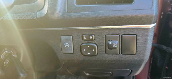 Toyota Avensis 2013 New Nct 11.2027 tax 12.2026 400085325