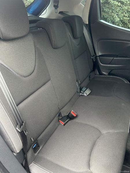 RENAULT CLIO 2019 AUTOMATIC LIMITED MODEL 400037185