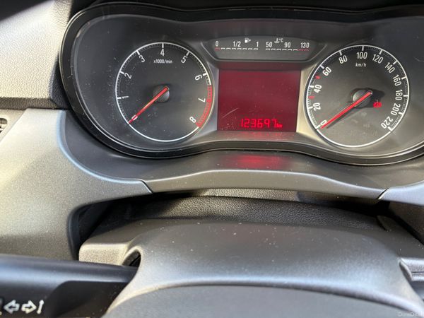 Opel Corsa 1.4 400157575