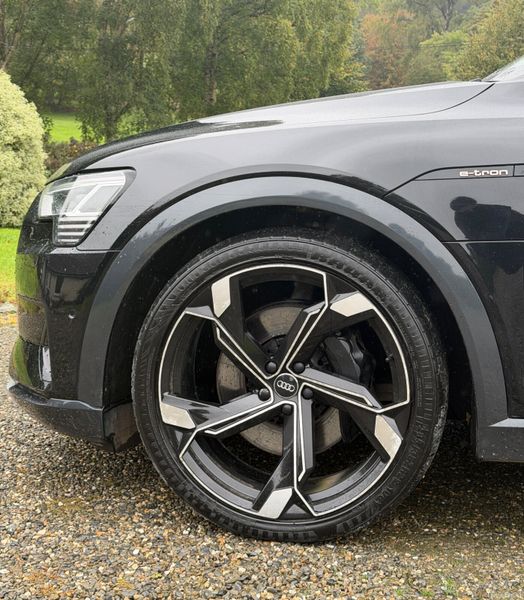 2020 Audi E-Tron 50 Technik Quattro 71.2 400164211