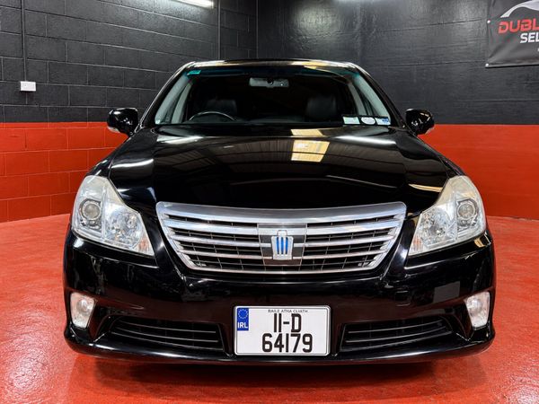 2011 Toyota Crown 3.5 V6 Hybrid | 99,500 KM | 400165275