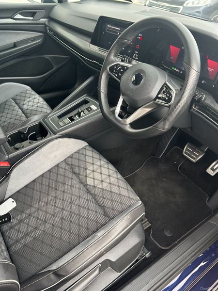 2022 Volkswagen Golf R-Line FINANCE ARRANGED 400167657