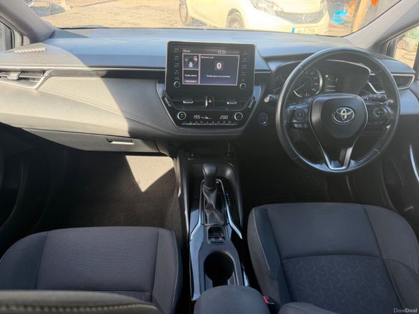 Toyota Corolla Hybrid automatic 400172945