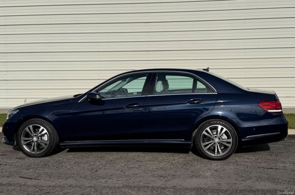 Mercedes-Benz E220d *LowKMS *Mint 400180491