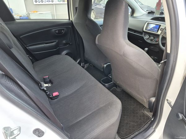 2016 Toyota Vitz 400114835