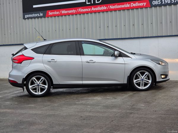 2015 Ford Focus Zetec, 5 of 34