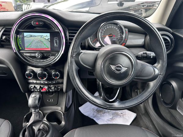 17 Mini Cooper 1.5 D 400126383