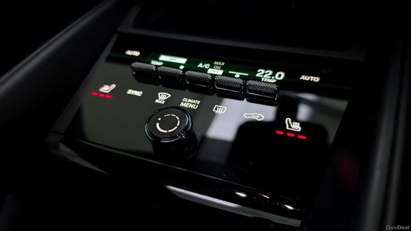 🔥2024 Porsche Macan 4 Electric 400128461