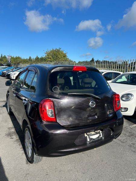 Nissan March  Bolero auto 400253357