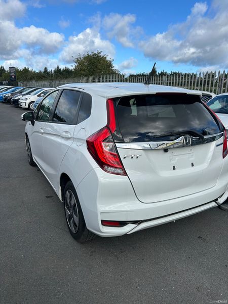 Honda fit Hybrid auto 400254417