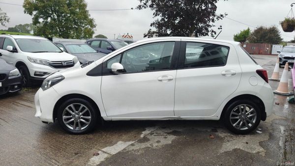 Toyota Yaris 1.0 VVT-i 5Dr Luna 400262615