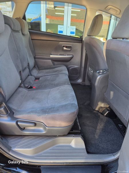 Toyota Prius 2014 / 7 SEATER 400272707