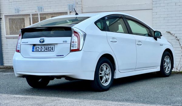 2015 Toyota Prius*Nct June 27* 400213245