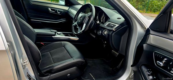 Mercedes-Benz E-Class 2013 Fully serviced 400216129