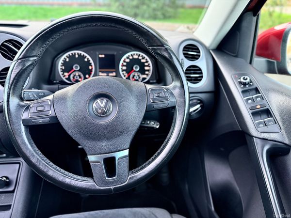 🔴 Volkswagen Tiguan Pan Roof Service Hist 400341687