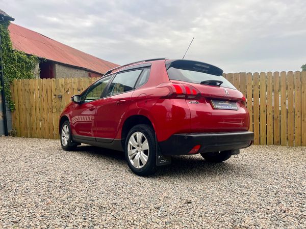 Peugeot 2008 2018 400359785