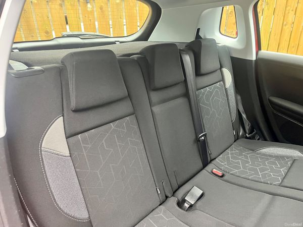 Peugeot 2008 2018 400359829