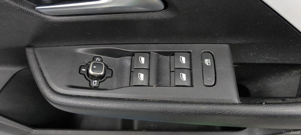 Opel Astra 2022 AA Approved 1 Year Warranty 400366653