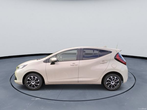 2022 Toyota Aqua Hybrid New Generation Push Start 400445669