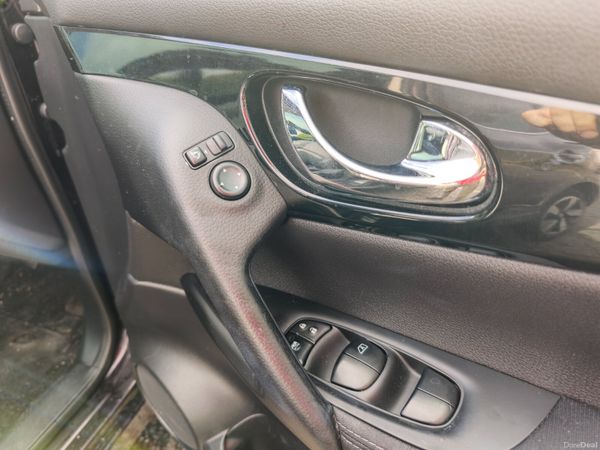 Nissan Qashqai 2016 400448251