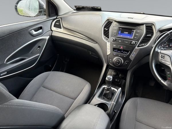 Hyundai Santa Fe *7 Seater* 400469113