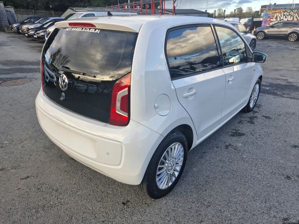 2014 Volkswagen Up! 1L Automatic Low Miles 400473899