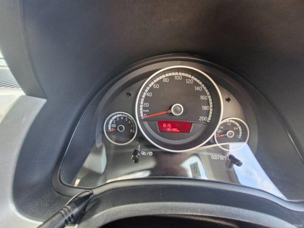 2014 Volkswagen Up! 1L Automatic Low Miles 400473903