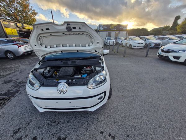 2014 Volkswagen Up! 1L Automatic Low Miles 400474067