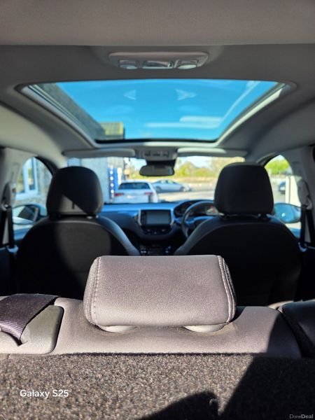 2017 Peugeot 2008 / PAN ROOF 10,750 400484683