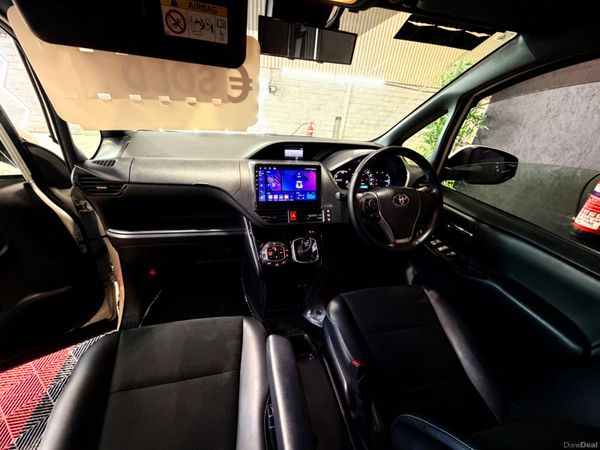 2019 Toyota Noah 1.8 Petrol Hybrid 94k 400491497