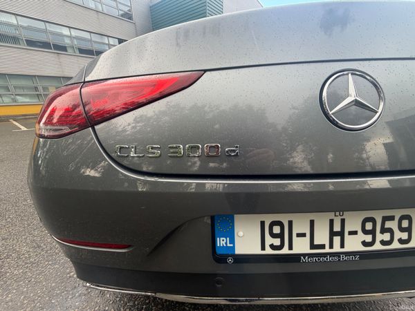 Mercedes-Benz CLS 300D AMG Line 400492883