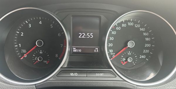 2015 Volkswagen Polo Highline | Wine Automatic 400435045