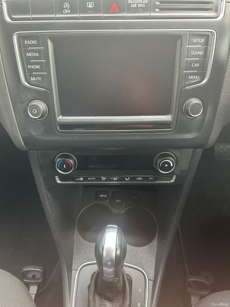 2015 Volkswagen Polo Highline | Wine Automatic 400435055