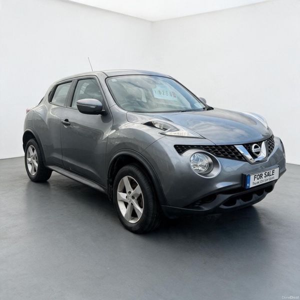 2016 Nissan Juke XE, 3 of 12