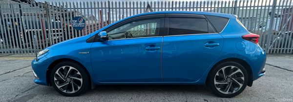 2017 Toyota Auris G Package 400563351
