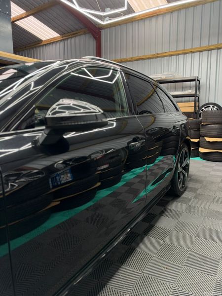 2022 Audi A4 40TDI Quattro Sline - Black edition! 400565473