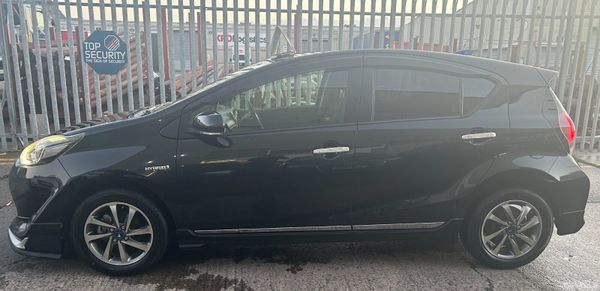 2019 Toyota Aqua Full Option 400509495