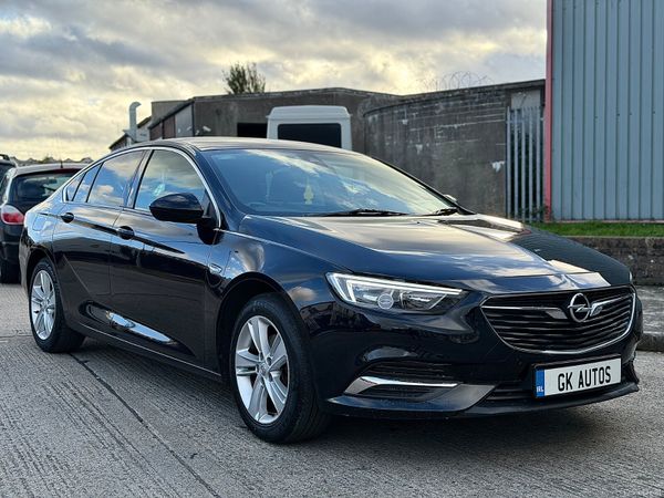 🔴 Opel Insignia Auto 400514167