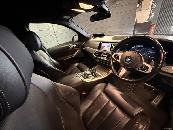 211 BMW X5 X-Drive 30D M-Sport / M Performance 400527097