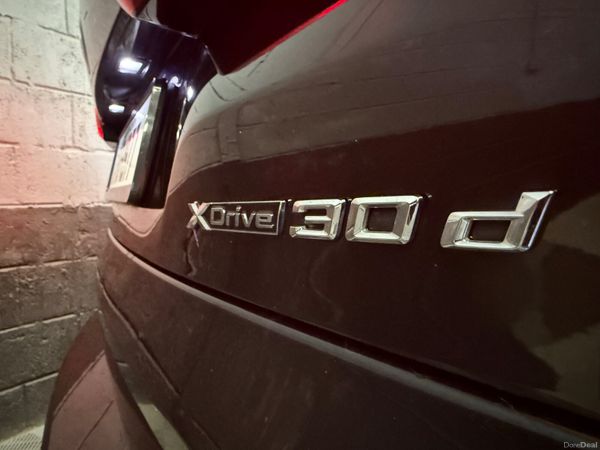 211 BMW X5 X-Drive 30D M-Sport / M Performance 400527125
