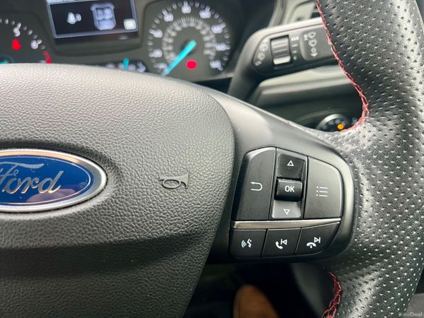 Ford Focus 2020 st line 400527299