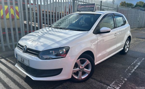2014 Volkswagen Polo | White Automatic 400528405