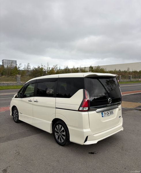 2017 Nissan Serena 2.0 S-Hybrid LOW KMS 8 SEATS 400536155