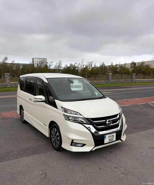 2017 Nissan Serena 2.0 S-Hybrid LOW KMS 8 SEATS 400536159