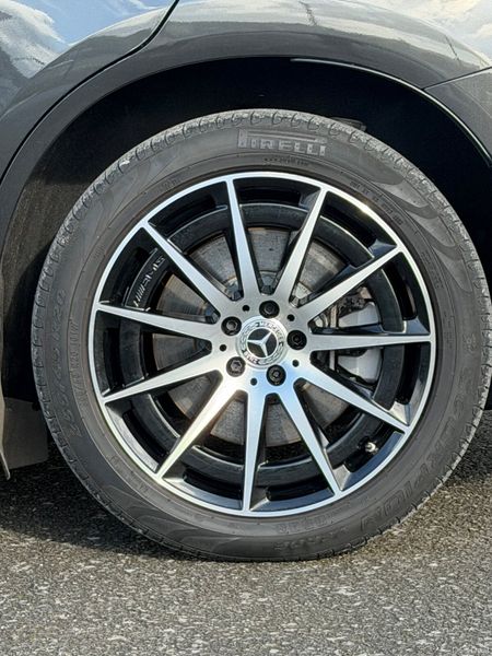 241 Mercedes-Benz EQC *1owner *400k range 400538165