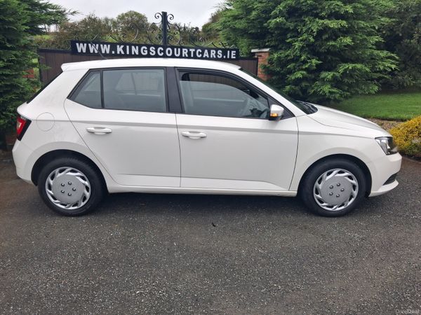 172 Skoda Fabia 1.0 Petrol Low Klms 400660289