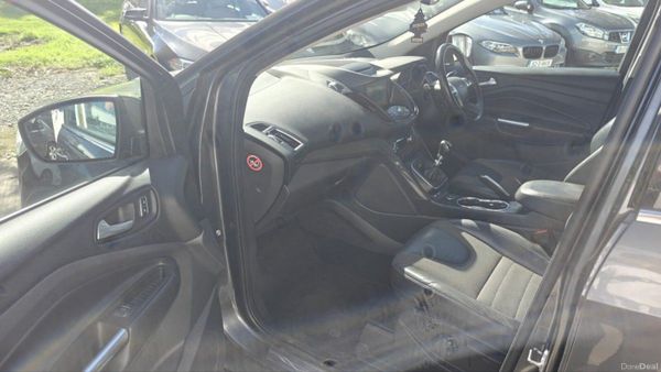 Ford Kuga 2.0TDCI 120PS Titanium 400674107