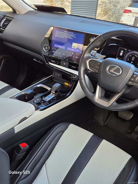 Lexus NX 2025  HYBRID 400681287