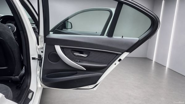BMW 3-Series 2.0L Diesel M-Sport 400746777